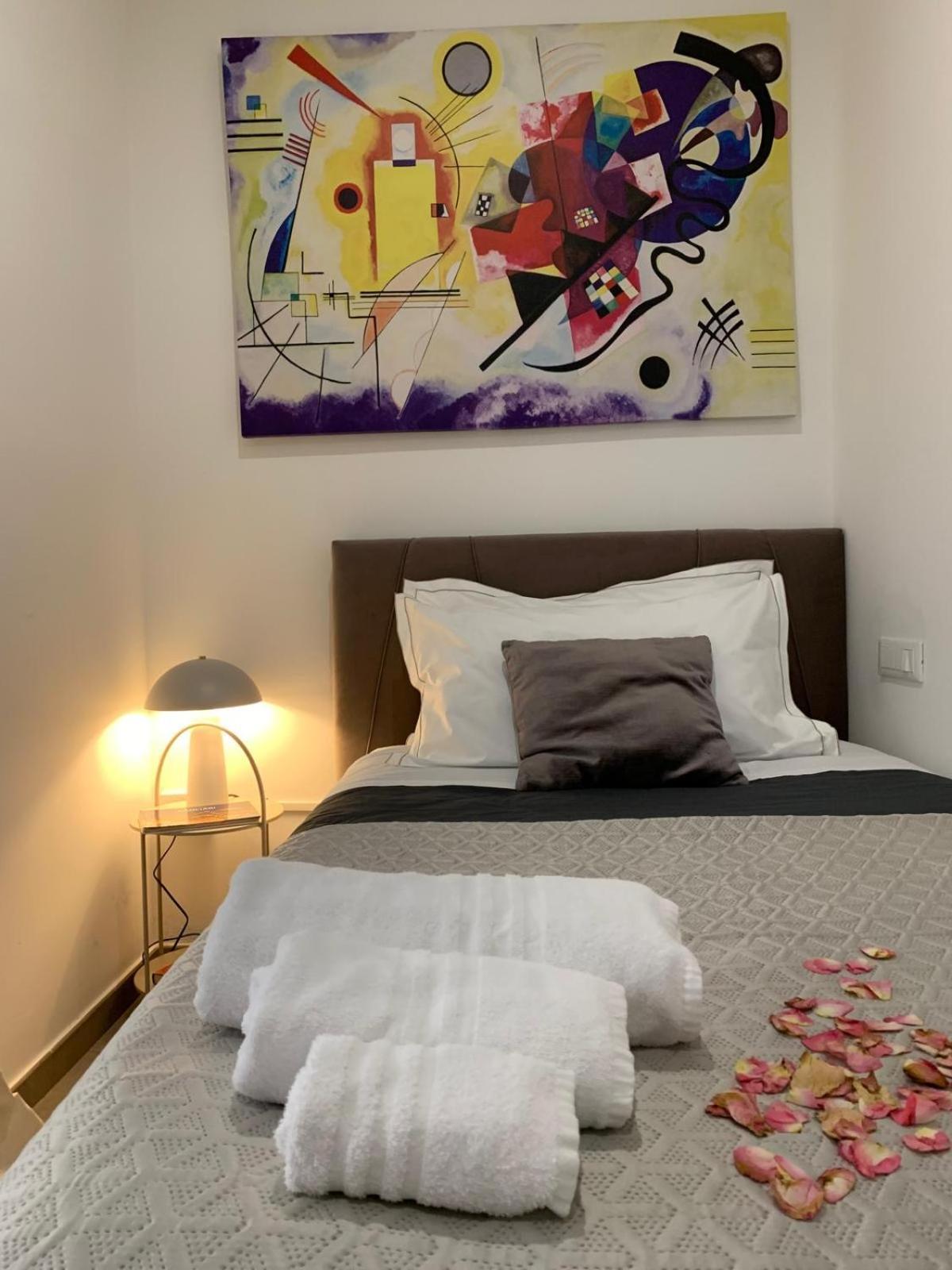 Suitesgaribaldi Cagliari Exteriör bild
